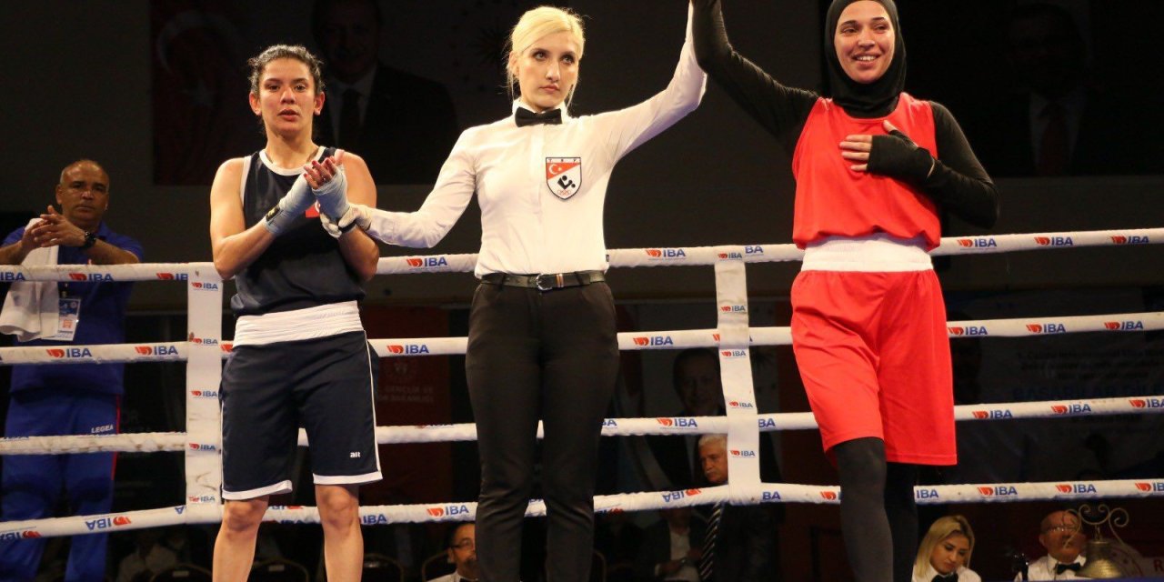 Milli Boksör, Yılan Isırması Sonrası Hastaneye Kaldırıldı