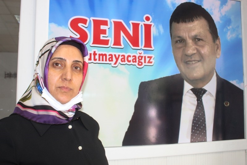 Hayatını kaybeden fenomen muhtarın yeri artık eşine emanet