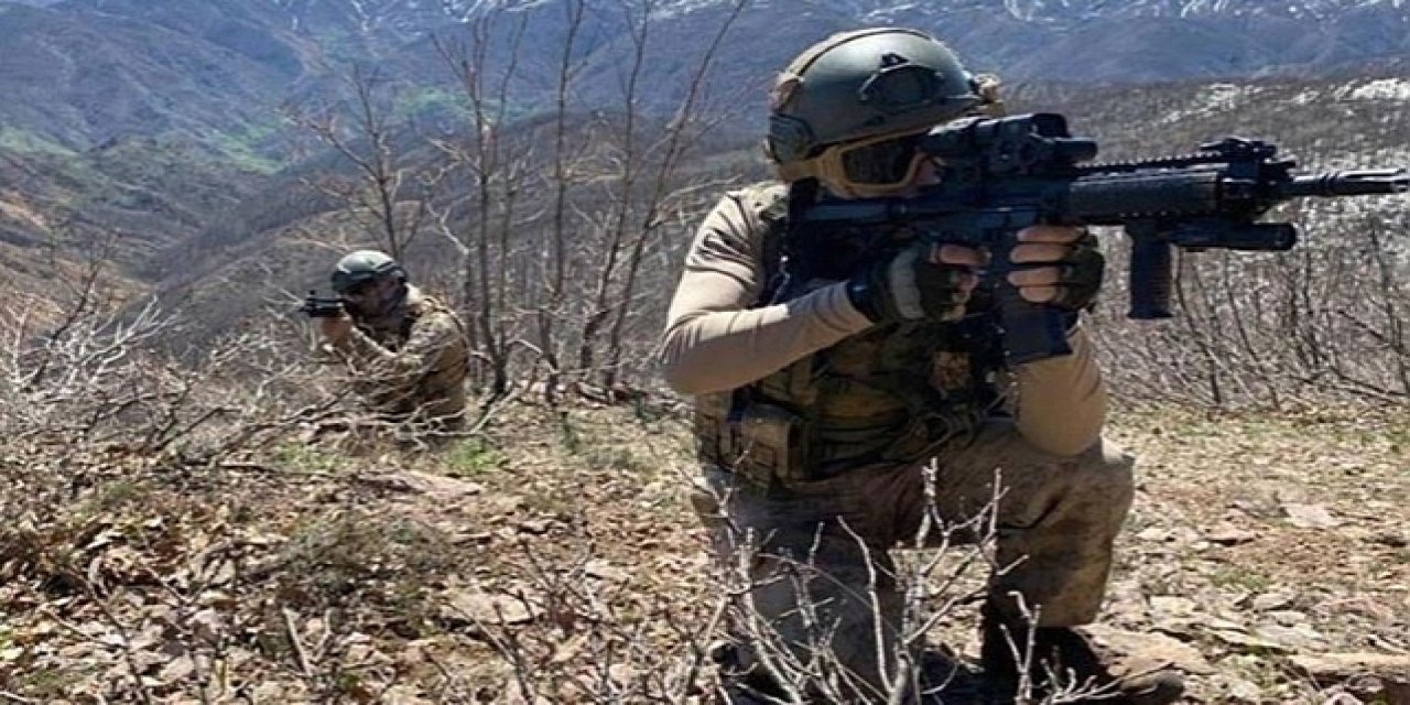 MSB: Duyurdu Gara ve Hakurk'ta 12 PKK'lı etkisiz hale getirildi