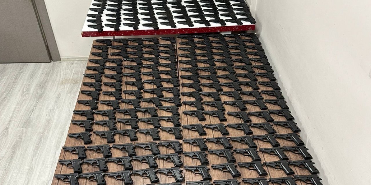 Şırnak dahil 77 ilde silah kaçakçılarına yönelik operasyon:2 bin 89 gözaltı