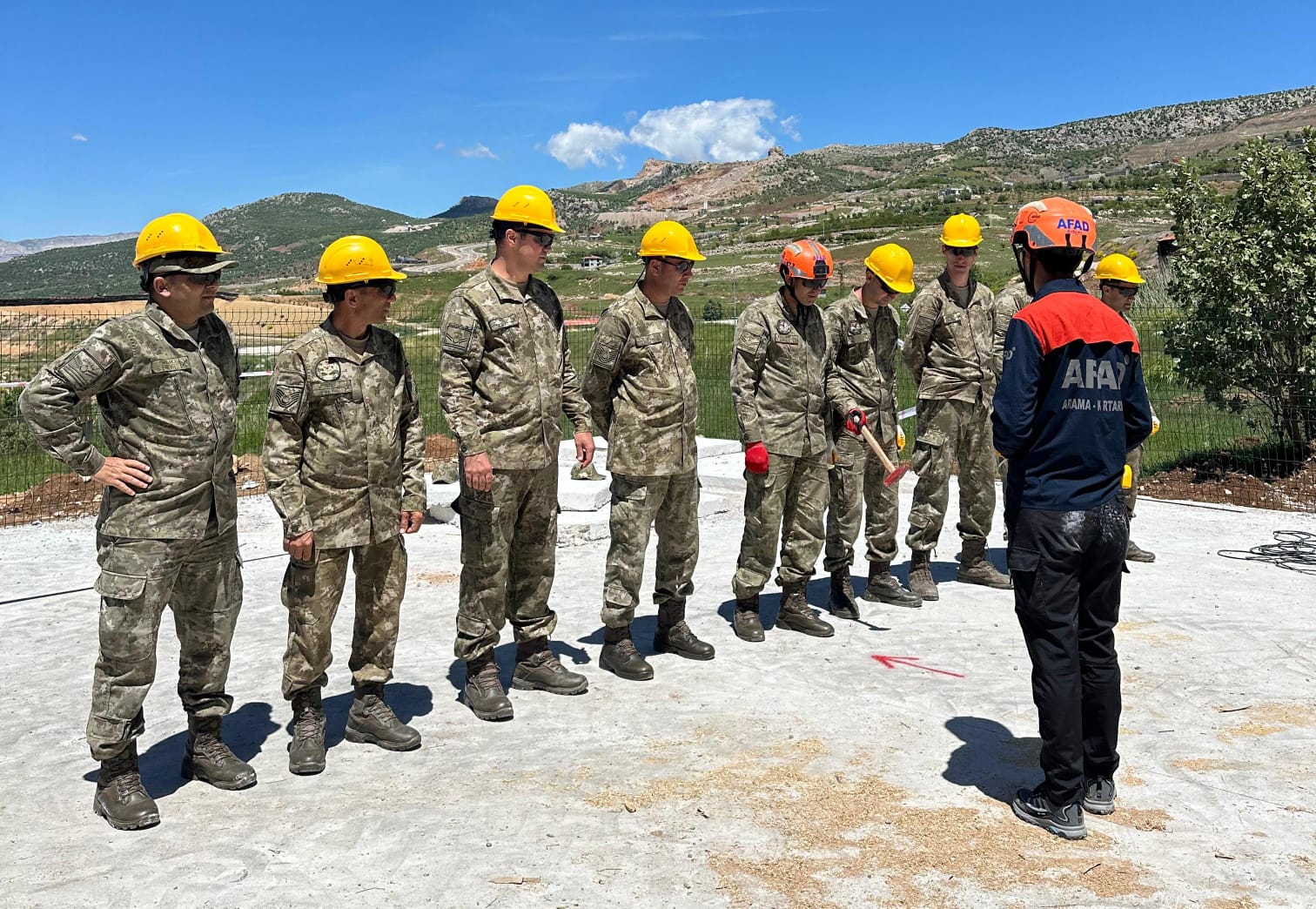 Şırnak'ta Geleceğin Kurtarma Gönüllüleri Yetişiyor