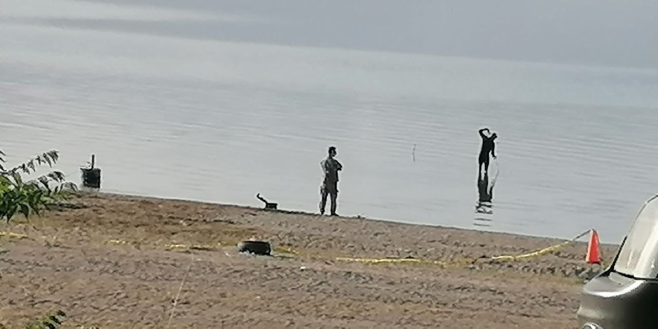 Eğirdir Gölü'nde el bombası bulundu. Bombalar imha edilmek üzere gölden çıkarıldı