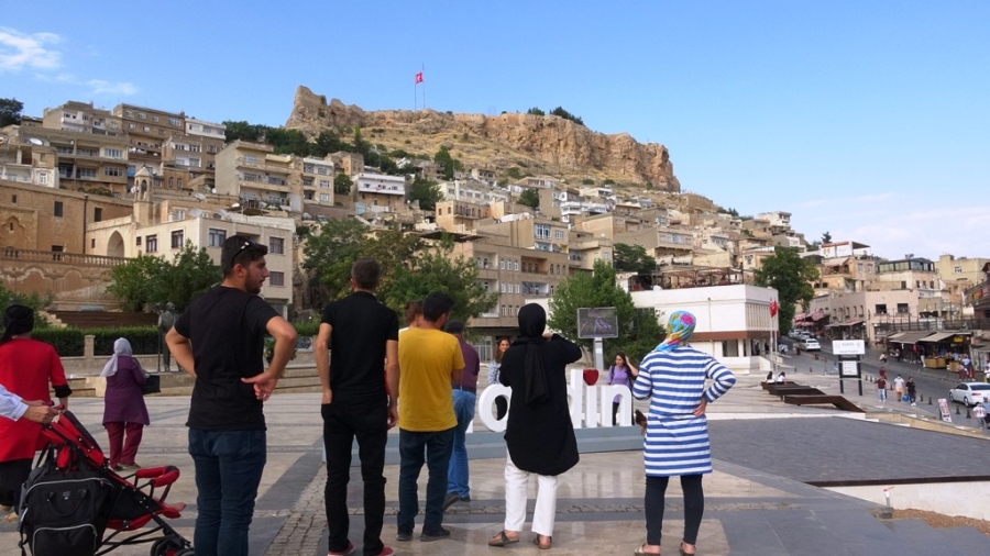 Mardin'de turist akını yaşanıyor