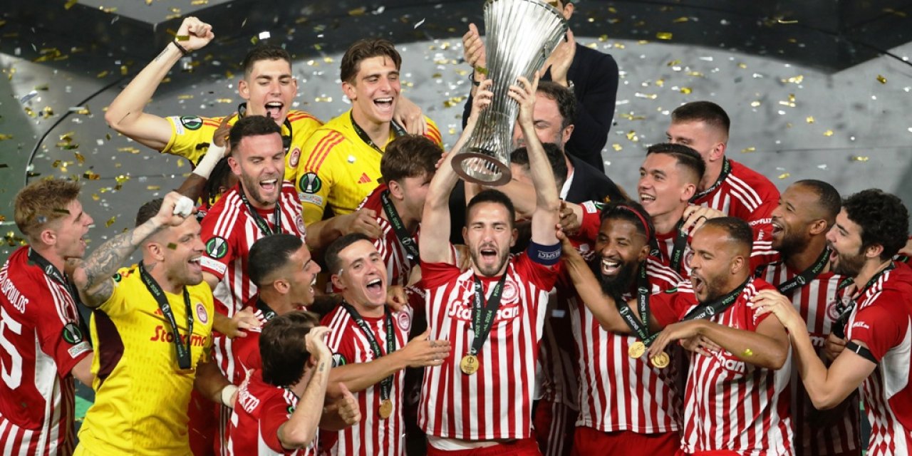 UEFA Avrupa Konferans Ligi Kupası Olympiakos'un