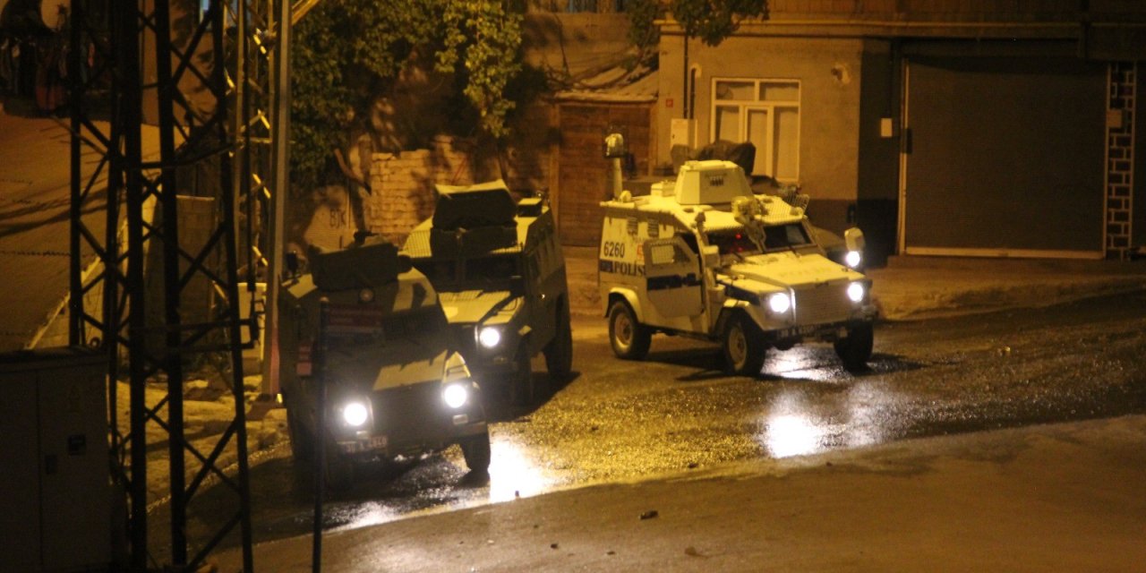 Hakkari gösterilerinde 4 gözaltı