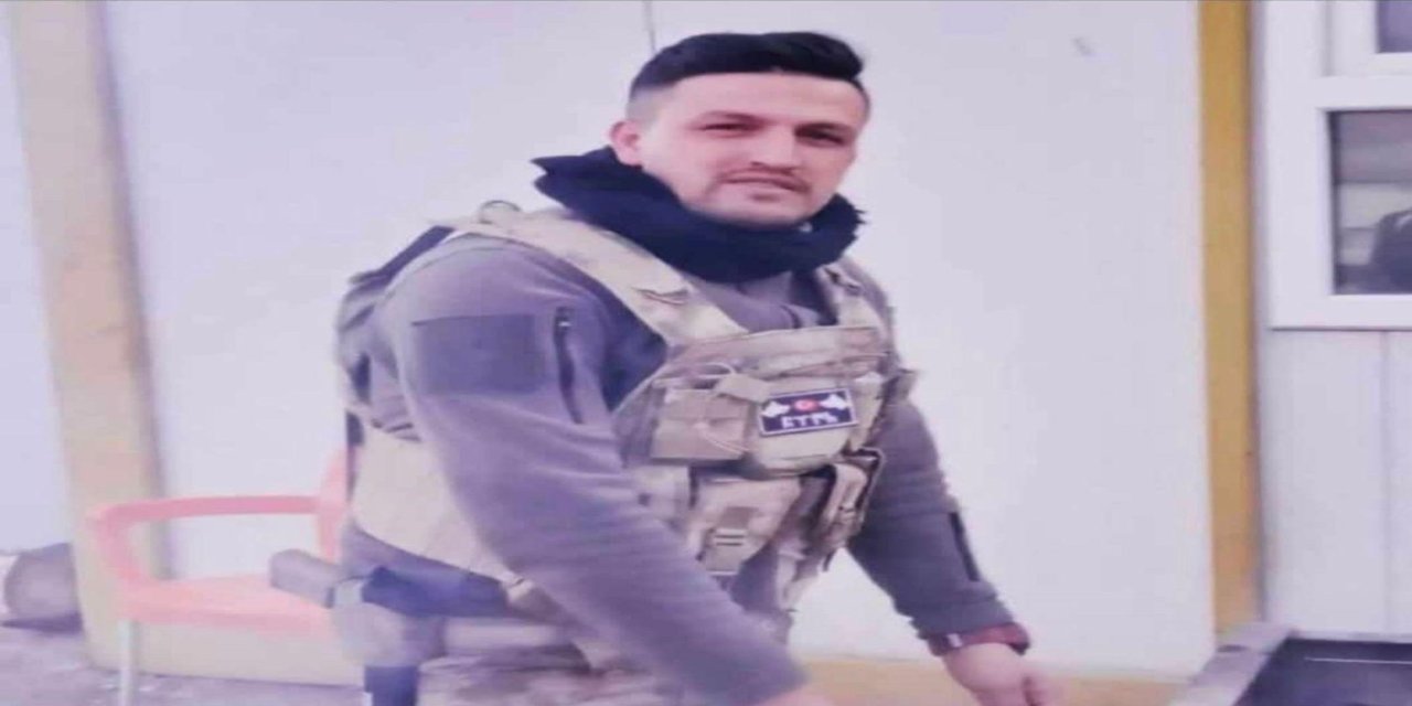 Cumhurbaşkanı Erdoğan'dan şehit güvenlik korucusu Esendemir'in ailesine başsağlığı mesajı