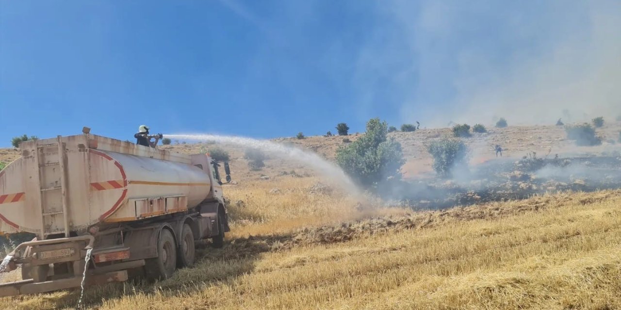 Bölgede anız yangınları bitmek bilmiyor! Mardin'in 3 ilçesindeki anız yangınları söndürüldü