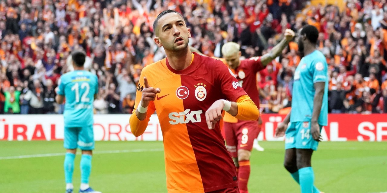 Galatasaray, Hakim Ziyech ile sözleşme imzaladı