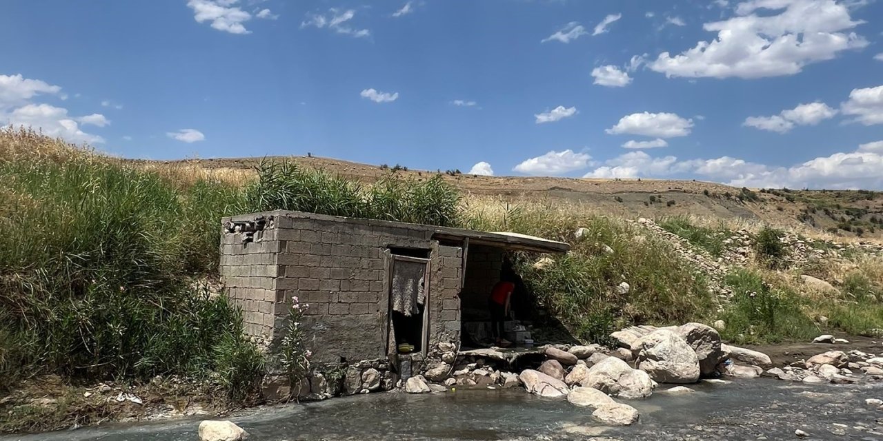 Şırnak'ın Gizli Cenneti: Nasrafa Kaplıcaları Şifa Arayanları Bekliyor