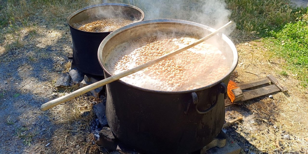 Tunceli’de pekmez kazanları kuruldu