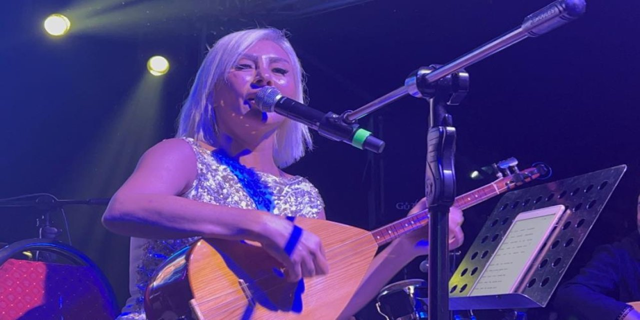 Sarıkamış’ta Türk Halk Müziği Coşkusu: Yudum ve Serhat Çelik’ten Unutulmaz Performans