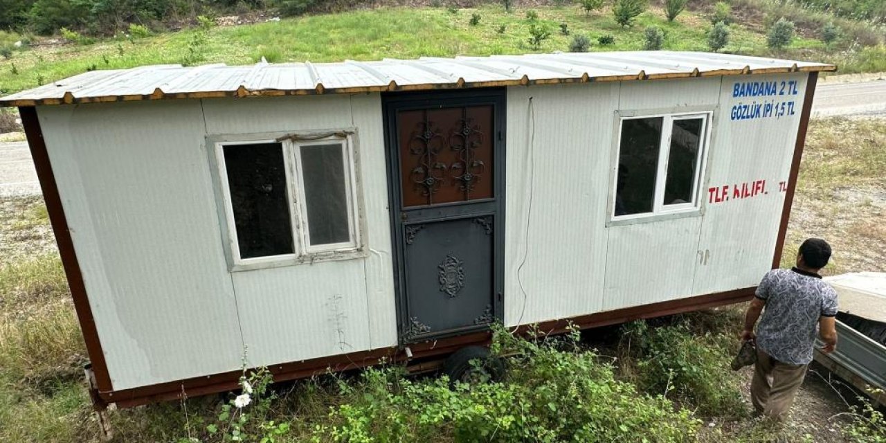 Antalya'da ilginç hırsızlık: Eşine sürpriz olarak aldığı konteyneri çaldılar