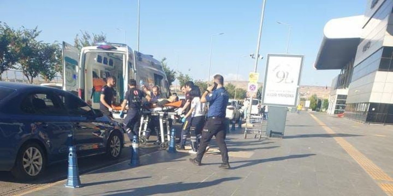 Batman Havalimanında polis, polisi vurdu