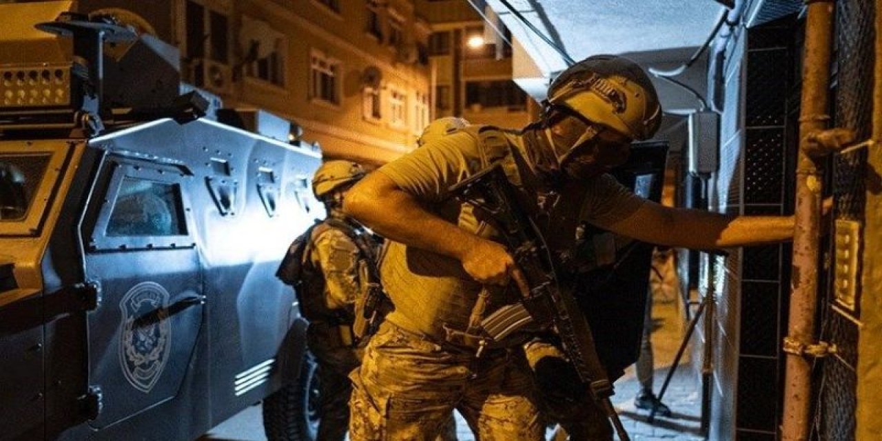 Zehir tacirlerine 16 ilde operasyon: 59 gözaltı