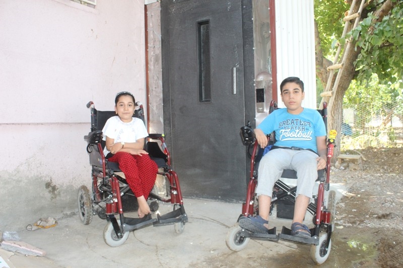 3-4 AYDA BİR GÖRDÜKLERİ DIŞARIYI ARTIK HER GÜN GÖREBİLECEKLER