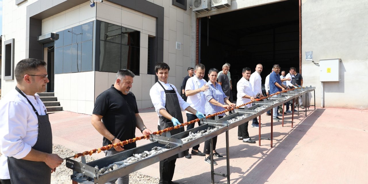 500 Kebap Ustası Dünya Rekoru denemesi için hazırlıklarını tamamladı
