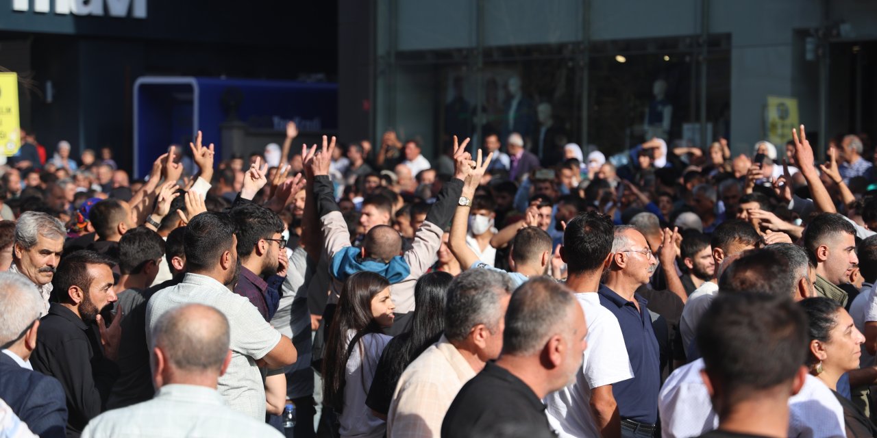 Diyarbakır’da izinsiz gösteri nedeniyle  6 kişi gözaltına alındı