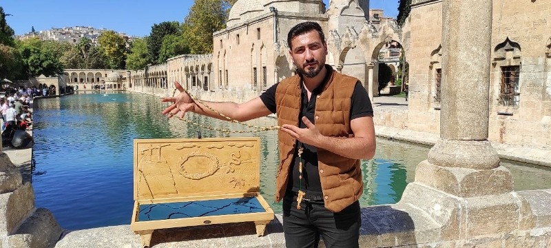 BALIKLIGÖL HİKAYESİNİN NAKŞEDİLDİĞİ TESPİH YÜZ BİN LİRAYA SATIŞTA