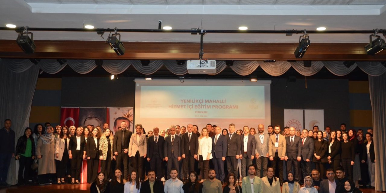Aile Bakanlığı 81 ilde“Yenilikçi Mahalli Hizmet İçi Eğitim Programı” başlattı