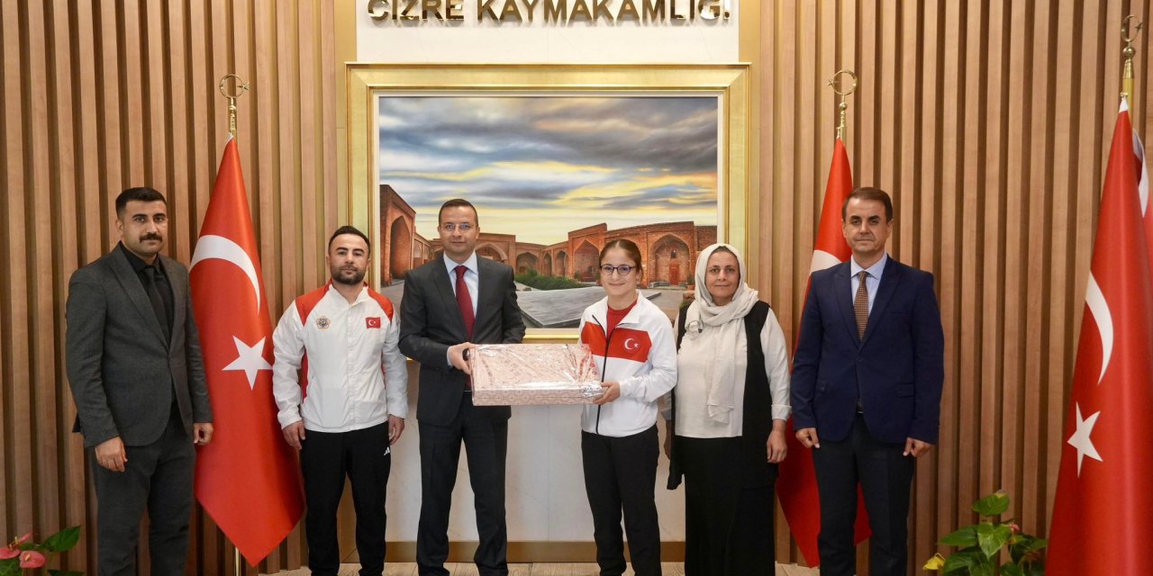 Kaymakam Baycar, Avrupa Şampiyonu Milli Sporcuyu ödüllendirdi