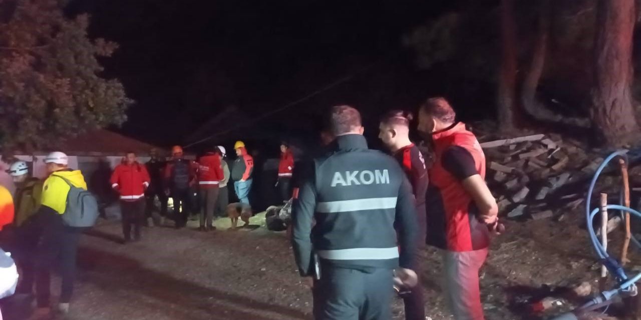 Adana'daki depremde 6 ev hasar gördü