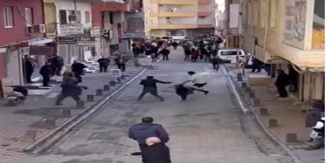 Mardin'de iki grup arasında sopalı kavga: 4 yaralı