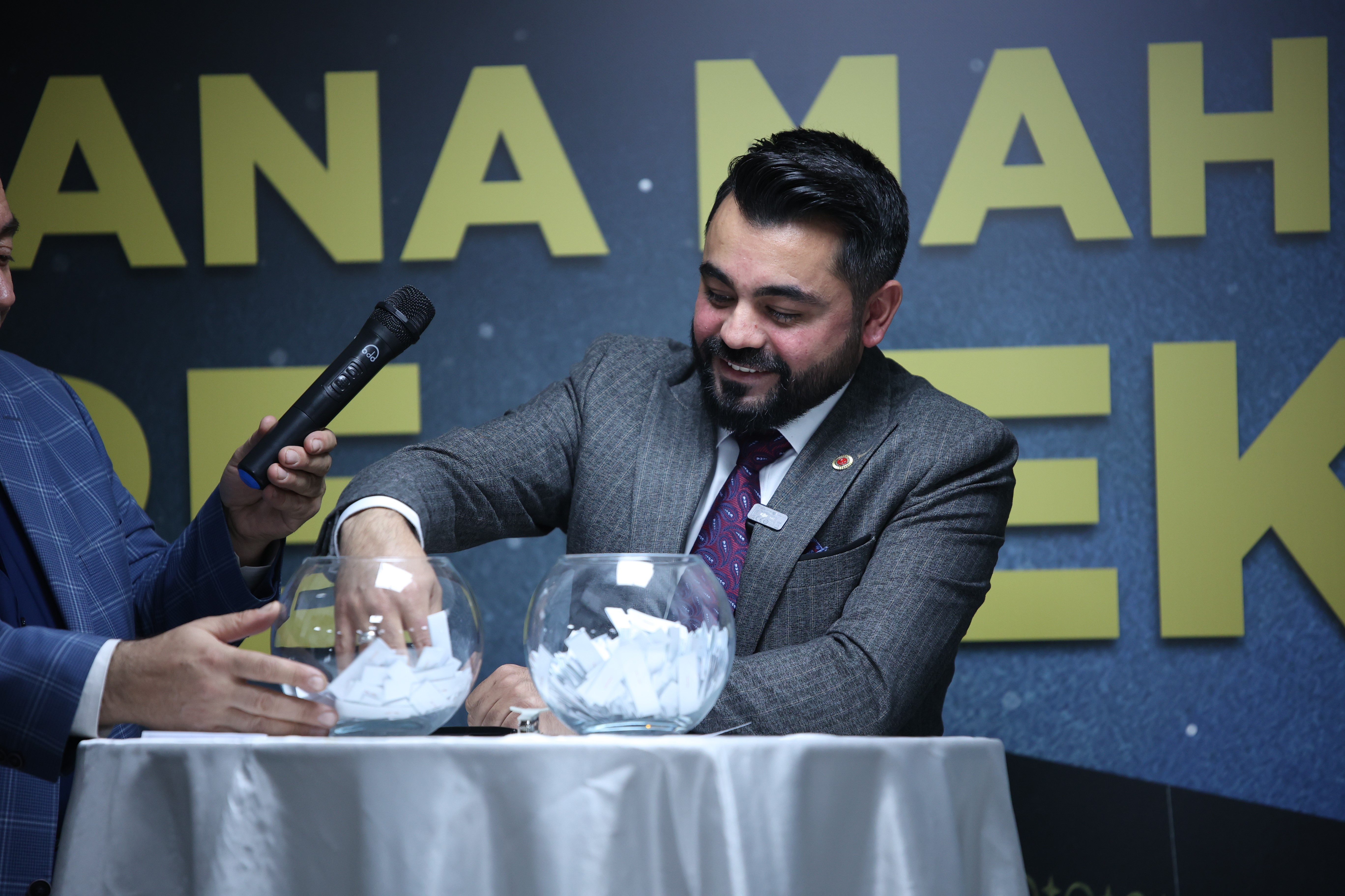 Muhtar umre vaadini tuttu