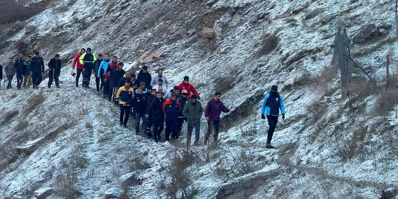 Dağa çıkan genç dağdan düşerek hayatını kaybetti