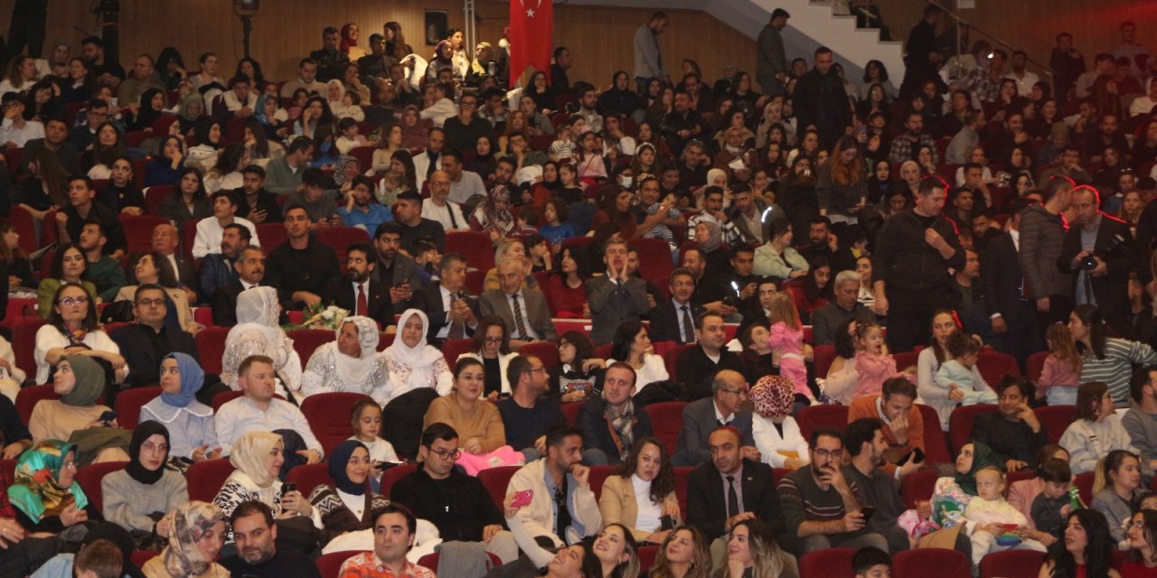 Şırnak’ta 1. Anadolu Opera ve Bale festivaline yoğun ilgi