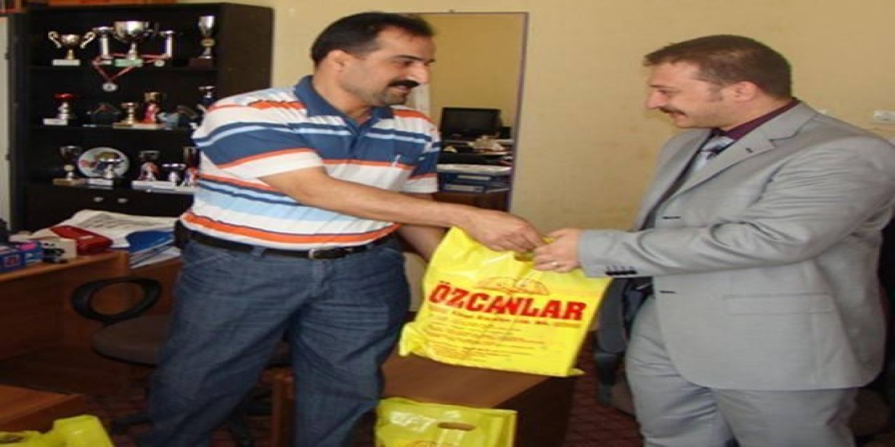 Şırnak’ta Eğitimin Gönüllü Destekçisi Mehmet Özcan Emekliye Ayrıldı