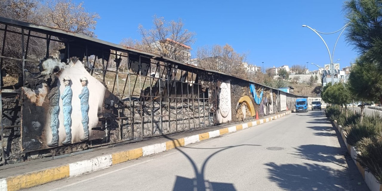 Şırnak’ta 7 Milyonluk Dikey Bahçe Çürümeye Terk Edildi