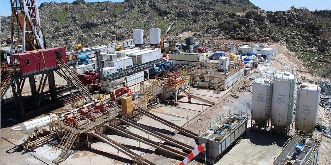 Bakan Bayraktar:” Şırnak Gabar'da Cumhuriyet tarihimizin en büyük petrol rezervini, keşfettik”