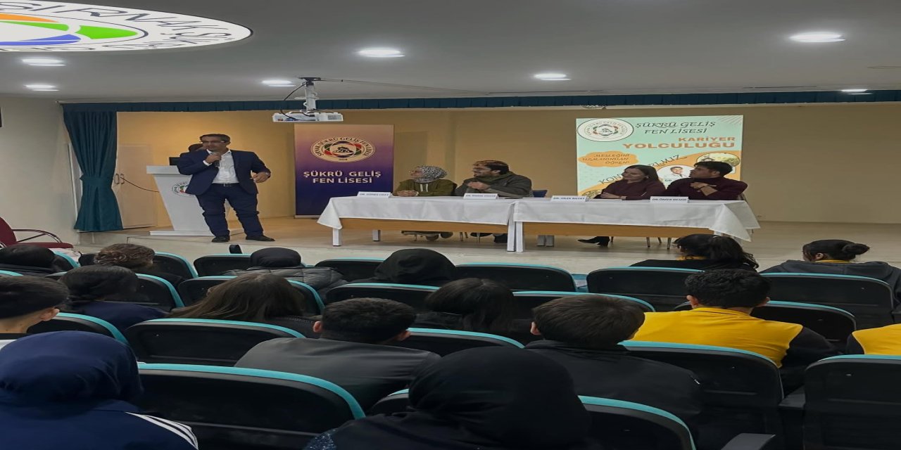 Şırnaklı Doktorlar, Fen Lisesi Öğrencileriyle Buluştu