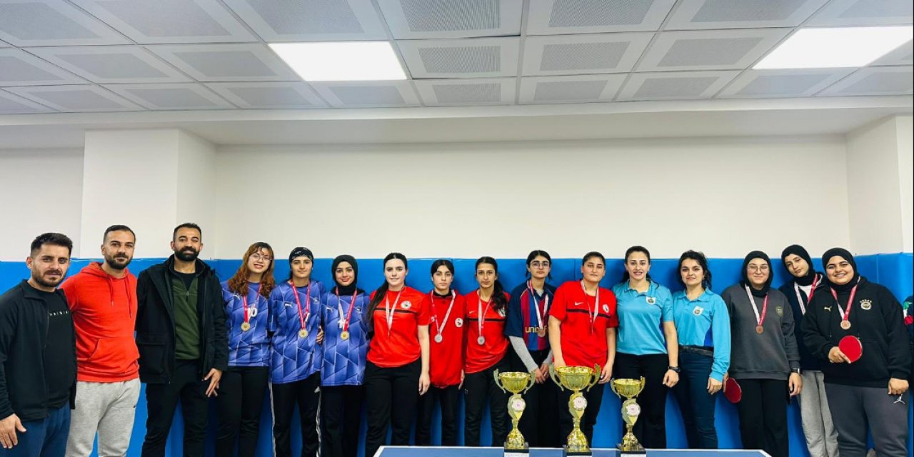 Şırnak'ta Masa Tenisi Şampiyonları Belli Oldu