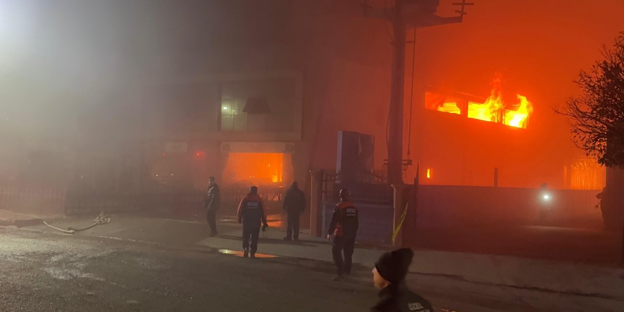 Batman mobilya fabrikasında yangın çıktı