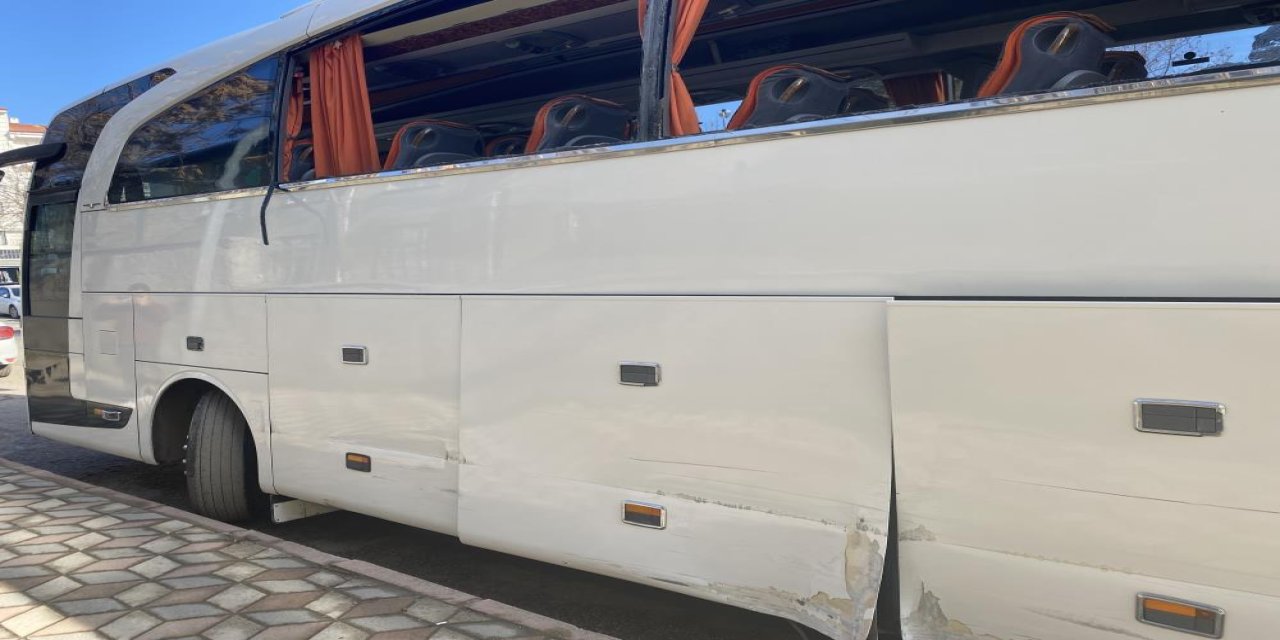 Elazığ'da kaçırdığı yolcu otobüsüyle dehşet saçan şüpheli tutuklandı
