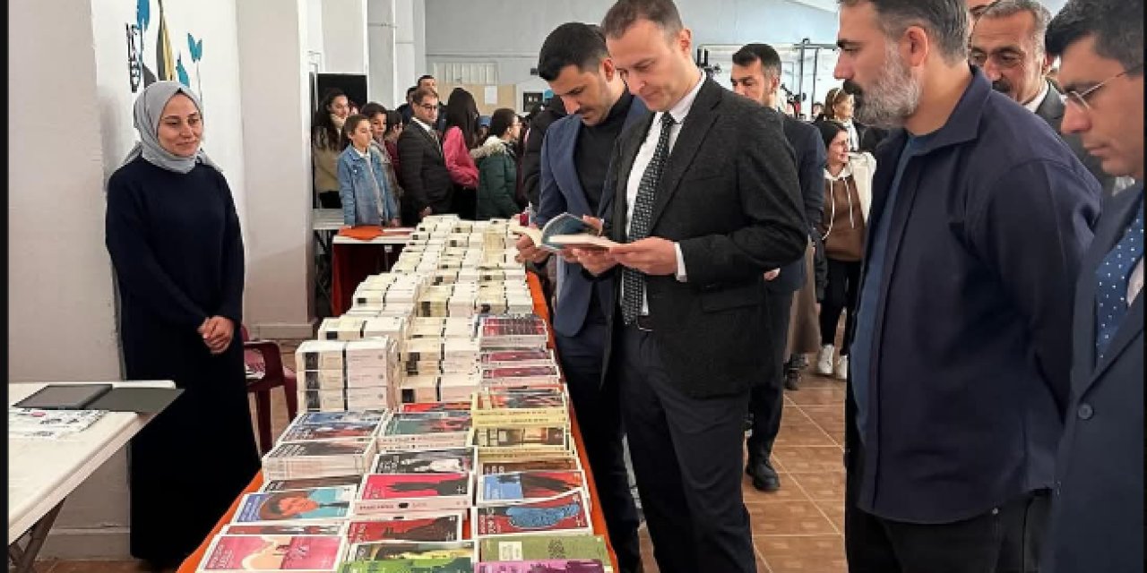 1. İdil Kitap Günleri Yoğun Katılımla Başladı