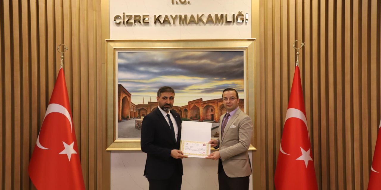 Heimlich manevrası ile hayat kurtaran Cizre Okul Müdürüne başarı belgesi