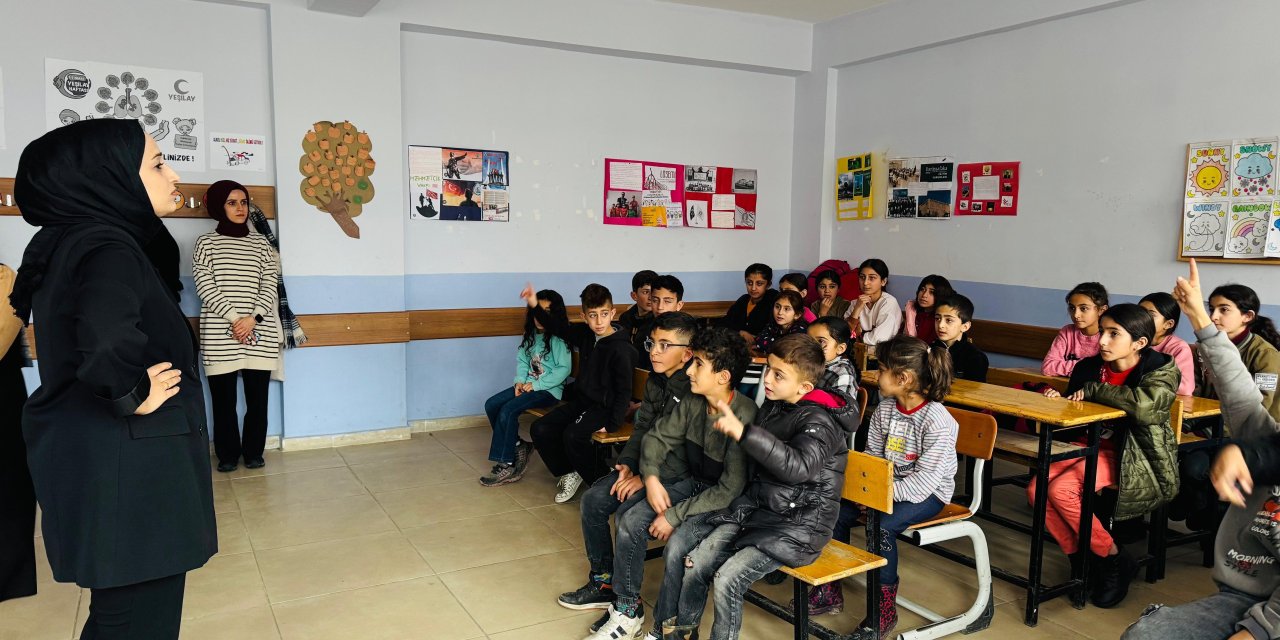Beytüşşebap'ta Yeşilay tanıtım ve eğitim çalışmaları gerçekleştirildi