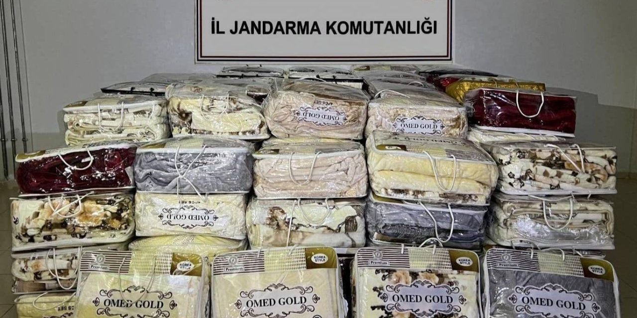 Şırnak'ta kaçakçılık operasyonu:17 gözaltı