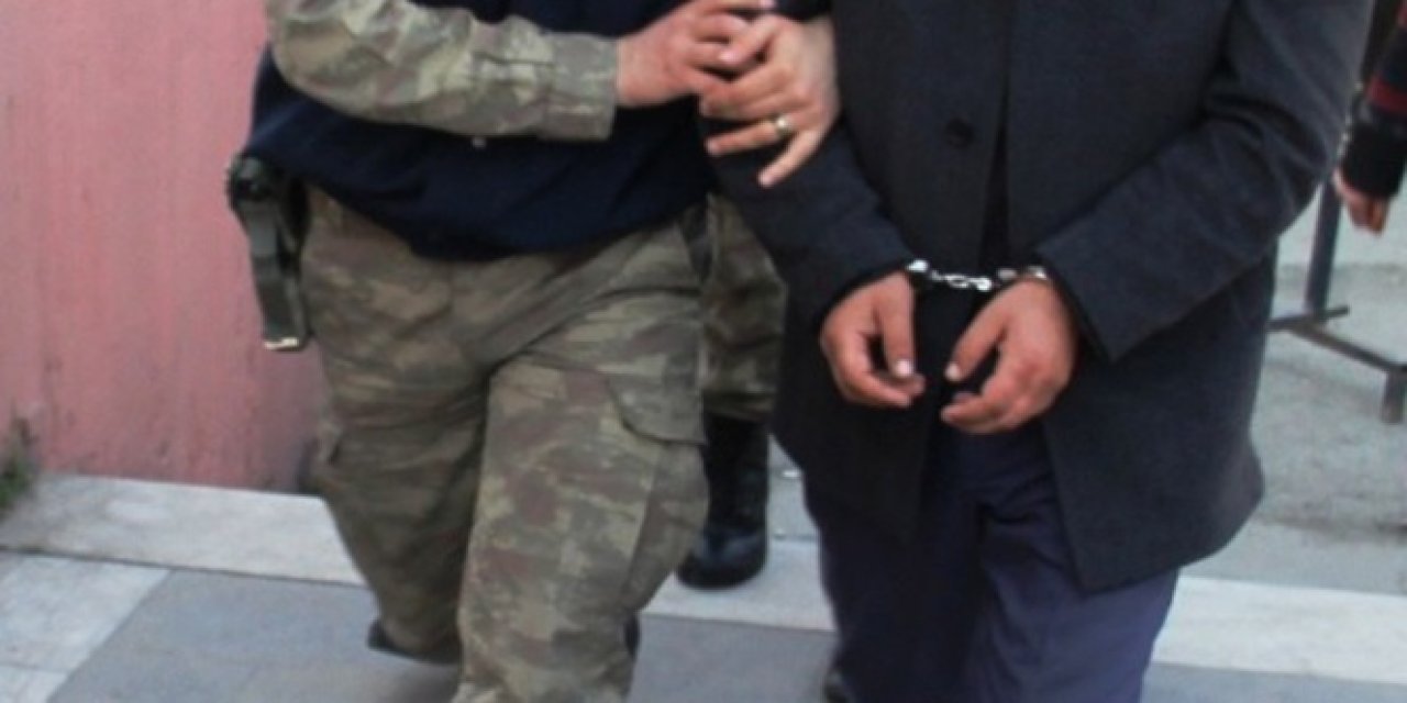 Kendilerini başsavcı olarak tanıtıp dolandırıcılık yapan 2 kişi tutuklandı
