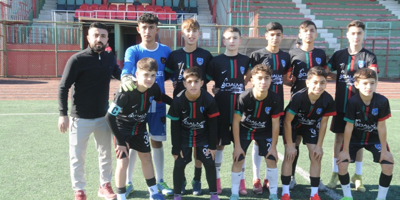 U14 Gelişim Liginde Cizre Dicle Spor, Silopi Belediye Sporu 4-0 yendi