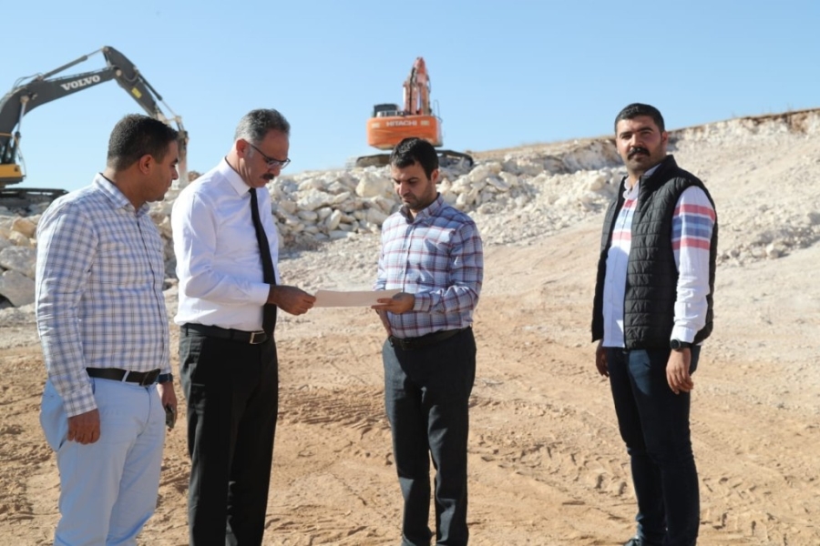 ŞANLIURFA'DA İŞSİZ GENÇLER İÇİN AYAKKABI FABRİKASI KURULUYOR