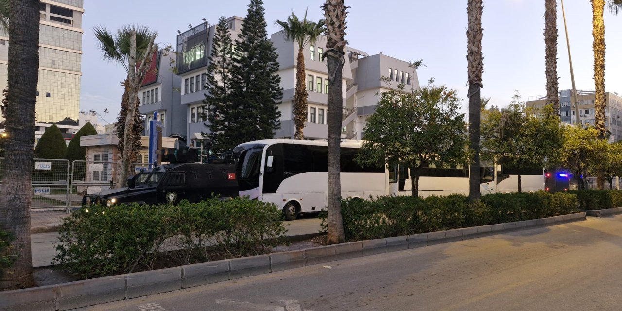 DEM Partili Belediye Başkanı gözaltına alındı