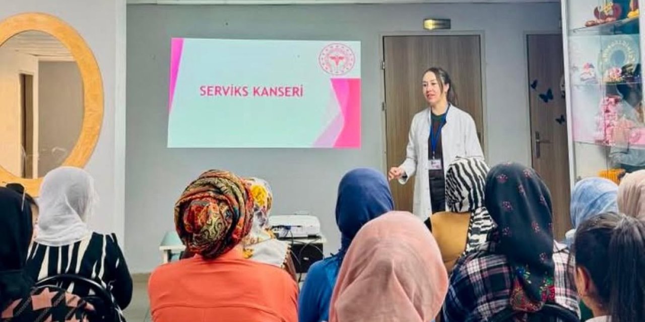 Cizre'de kadınlara kanser farkındalığı eğitimi verildi