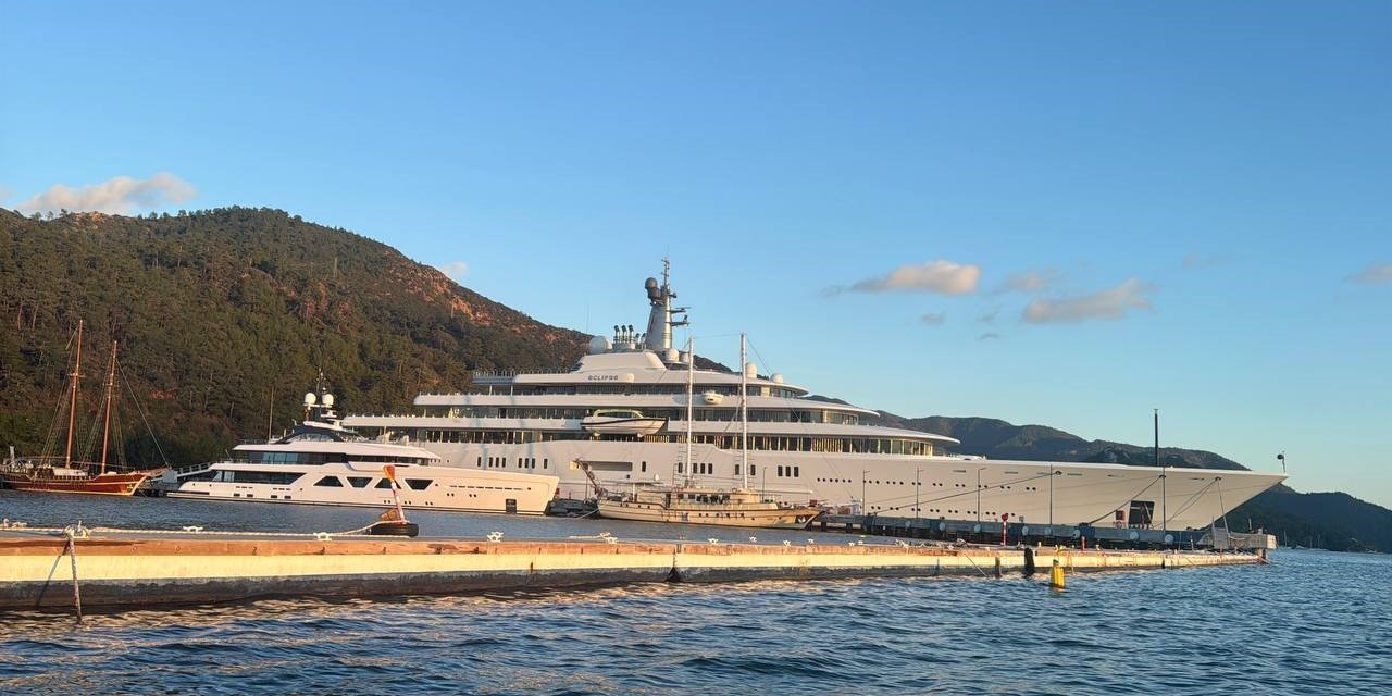 1,2 milyar dolarlık yatı 3 yıldır Marmaris'te demirli