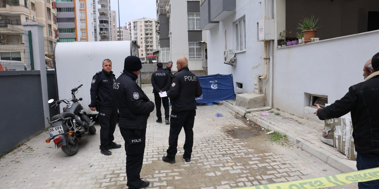 Cam silerken 13. kattan düştü, feci şekilde öldü