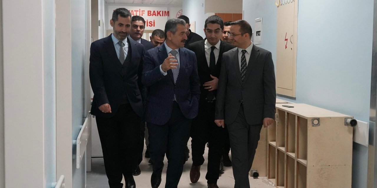 Şırnak Valisi Ekici, Cizre Devlet Hastanesinde incelemelerde bulundu