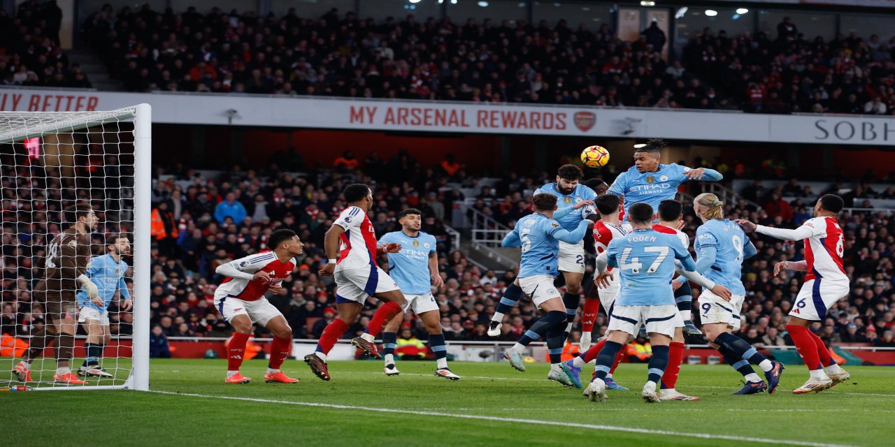 Arsenal'dan, Manchester City'e farklı tarife: 5-1