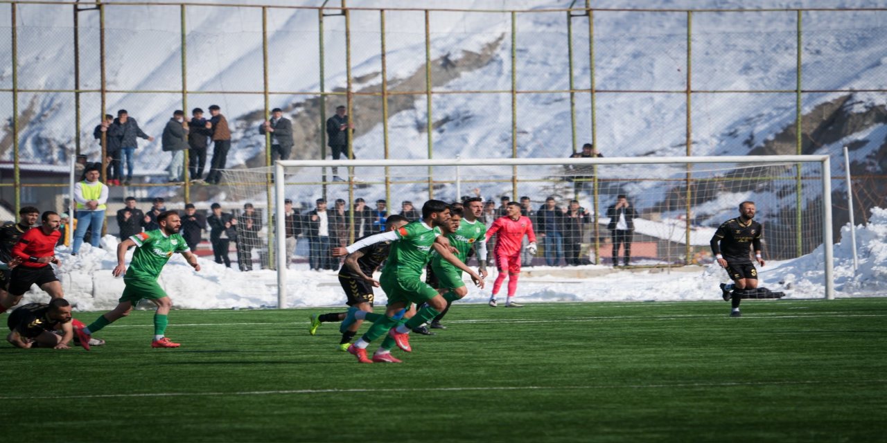 BAL: Hakkari Zapspor: 0 - 12 Bingölspor: 0